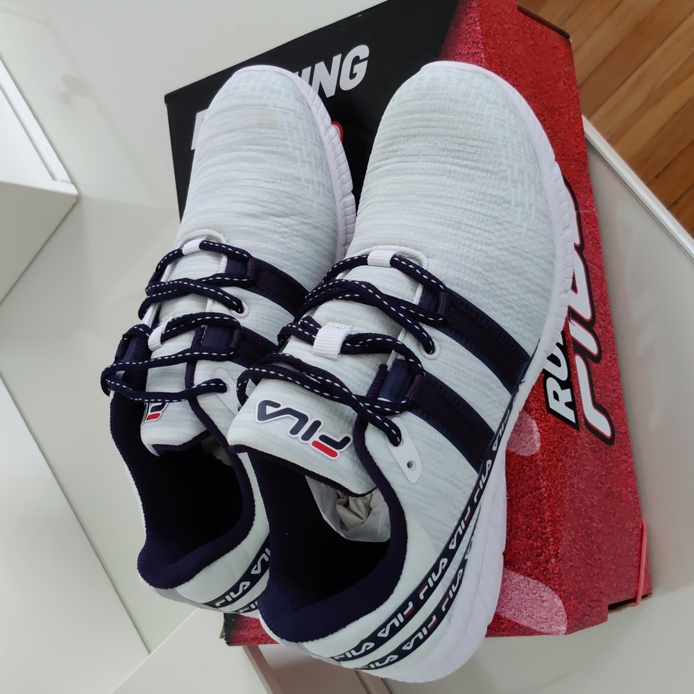 New Fila Womens Sky Phoenix Fitness Workout Running Shoes Sneakers